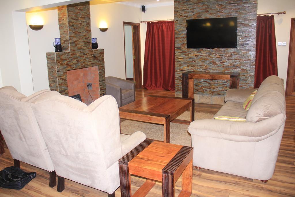 Brownie'S Guesthouse Lake Elementaita Bagian luar foto